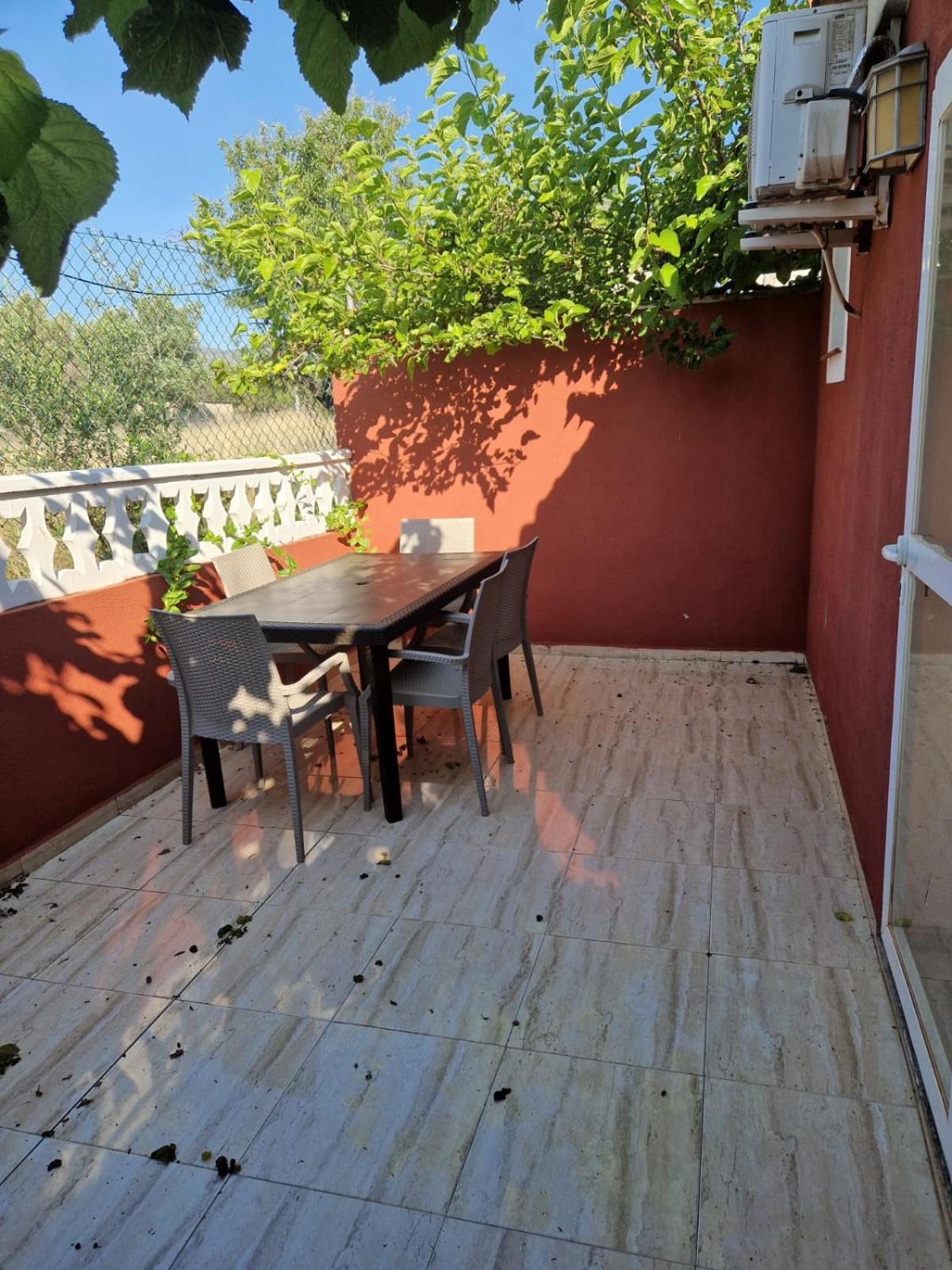 Pinos Campingplatz 2*